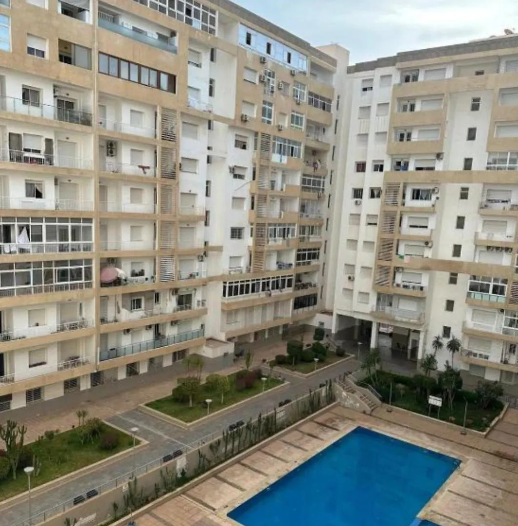 Appartement Confortable Et Entierement Equipe A 아가디르